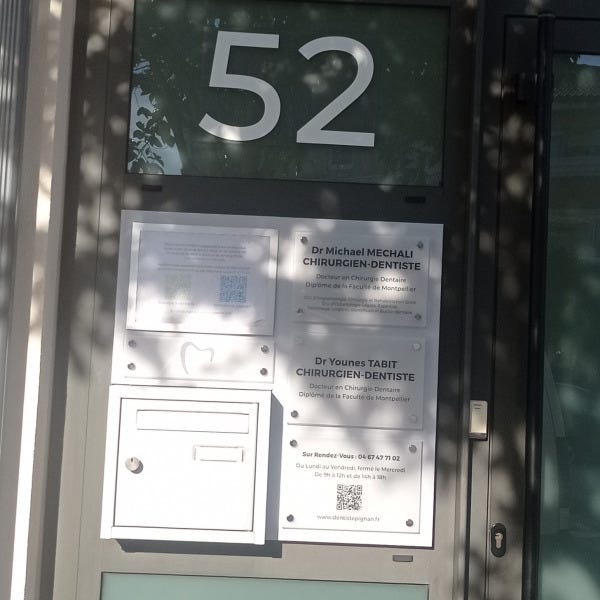 signaletique-sur-mesure-medecin-by-signarama-montpellier