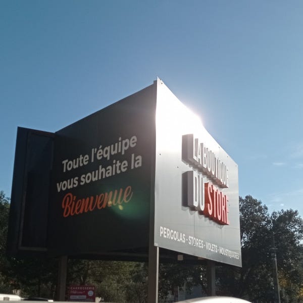 panneau-enseigne-lumineux-by-signarama-montpellier