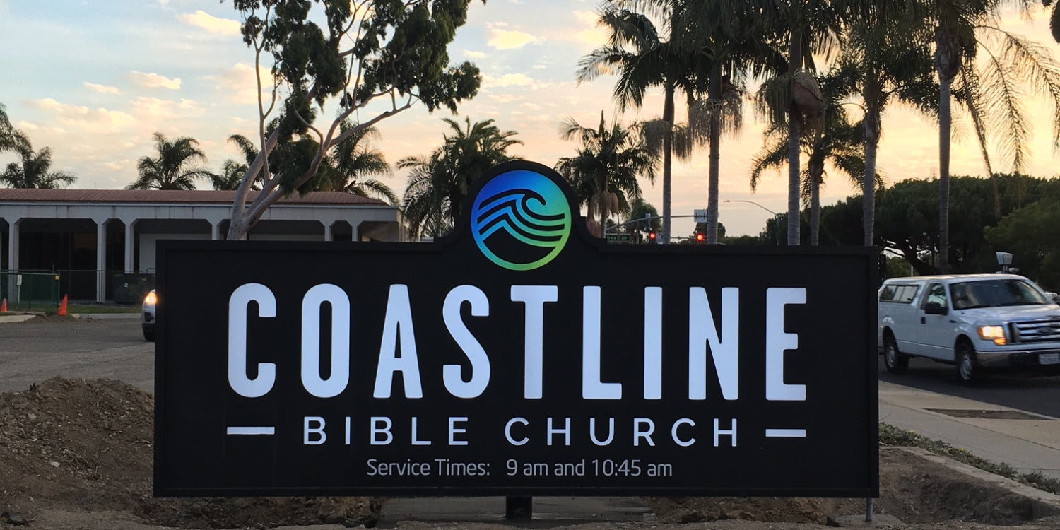 Custom Outdoor Signs for Business