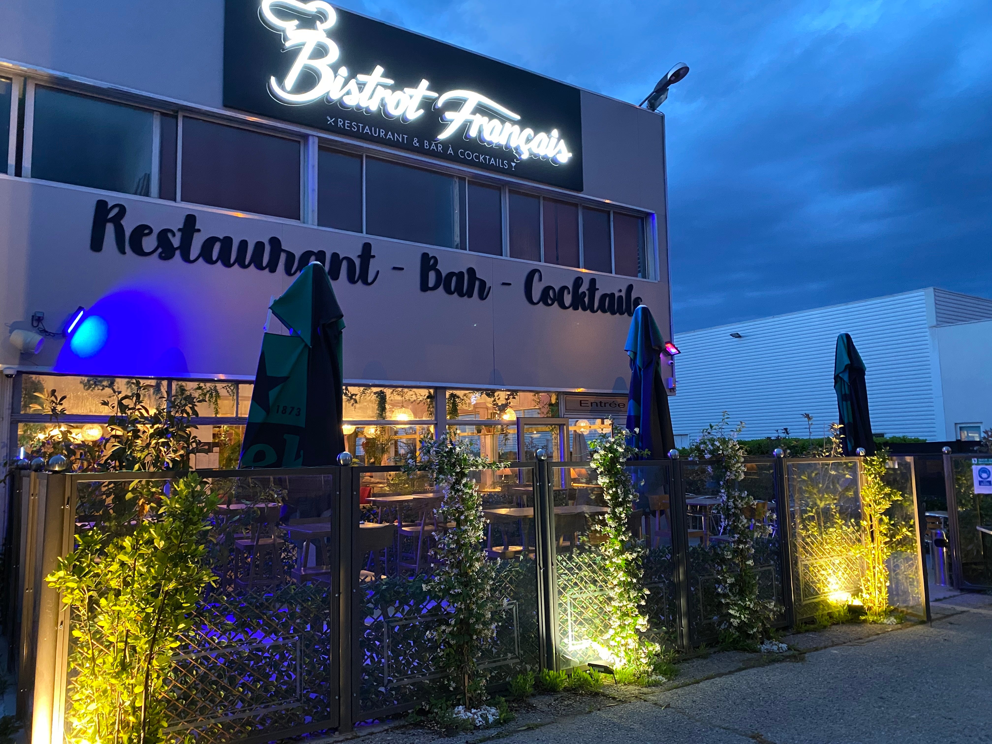VOS ENSEIGNES LUMINEUSES A MONTPELLIER