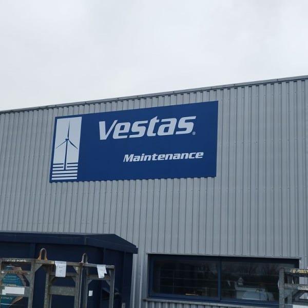 Panneau-extérieur-Vestas-Signarama-Saintbrieuc