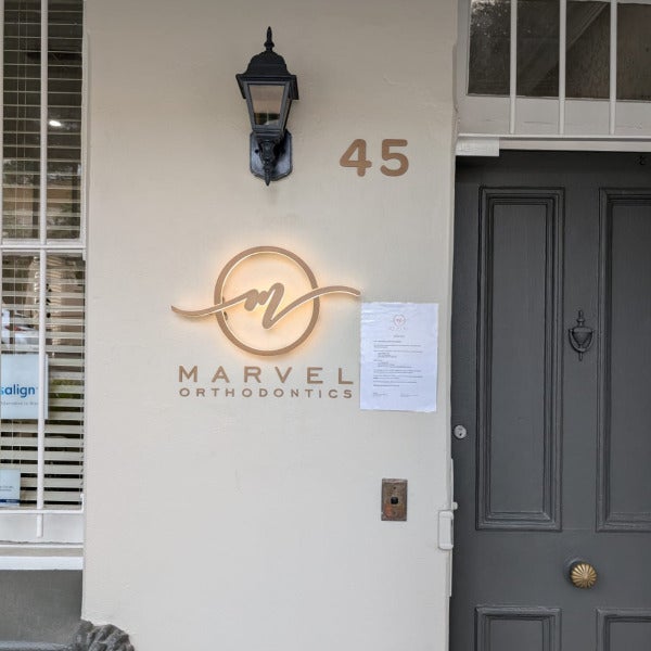 New Orthodontics Clinic Signages - Signarama Canterbury
