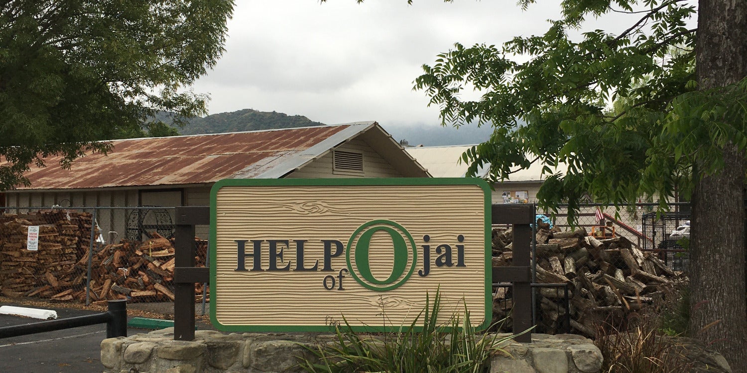 Custom Outdoor Signs for Business
