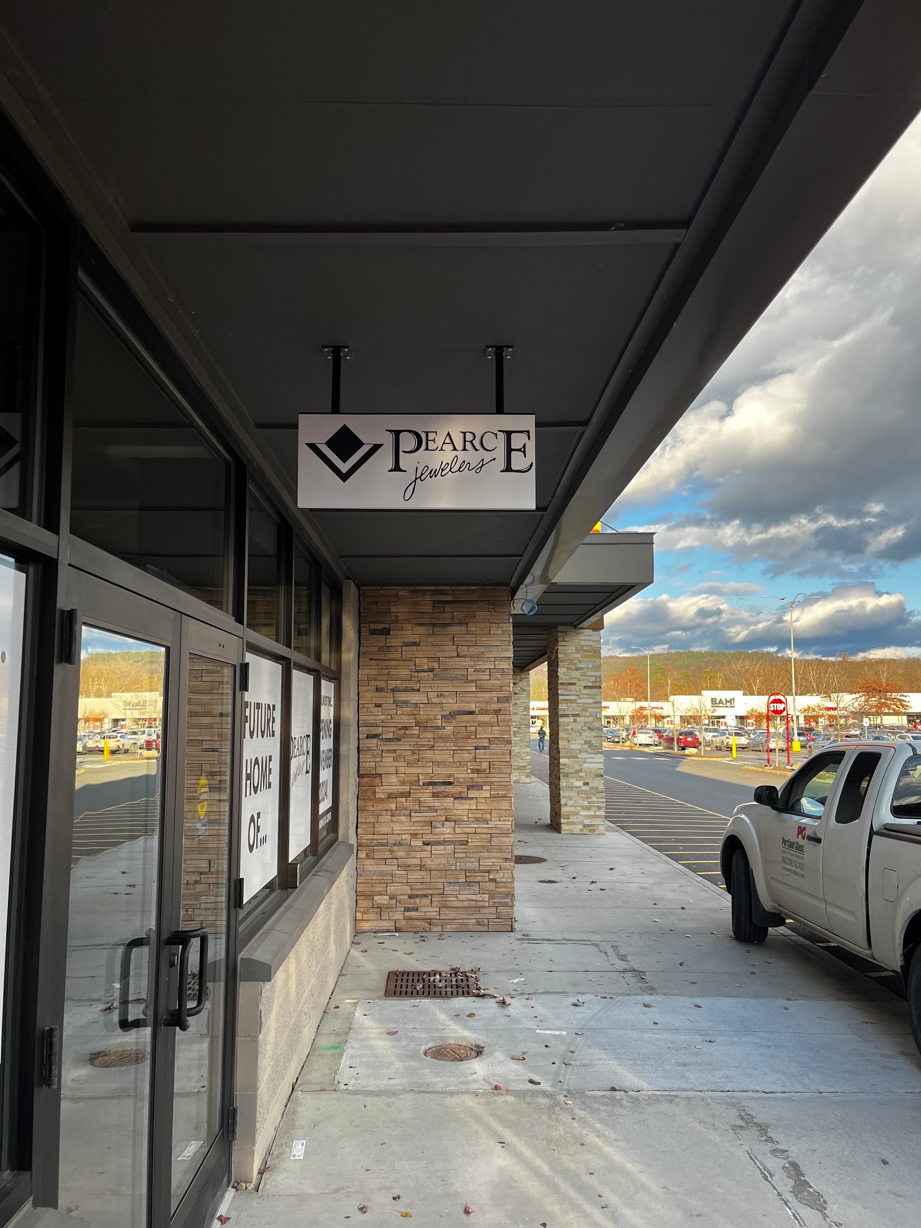 Signage Project For New Pearce Jewelers Location In West Lebanon, NH