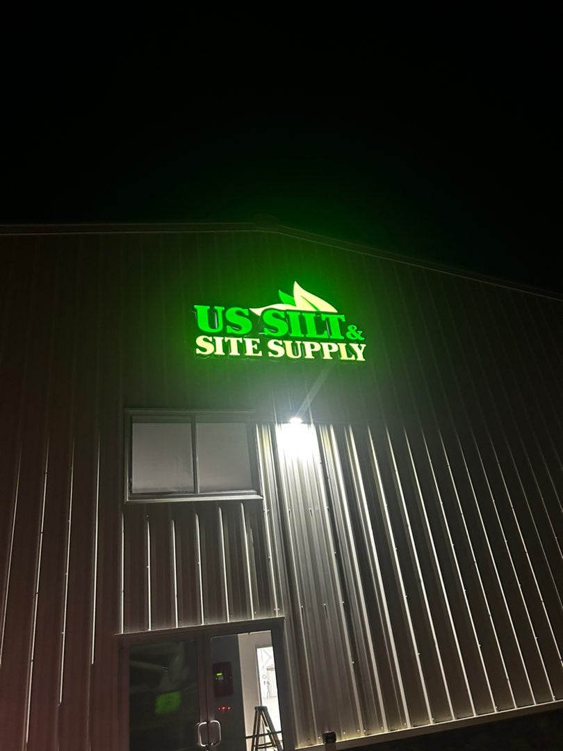 Illuminated & Lighted Signs