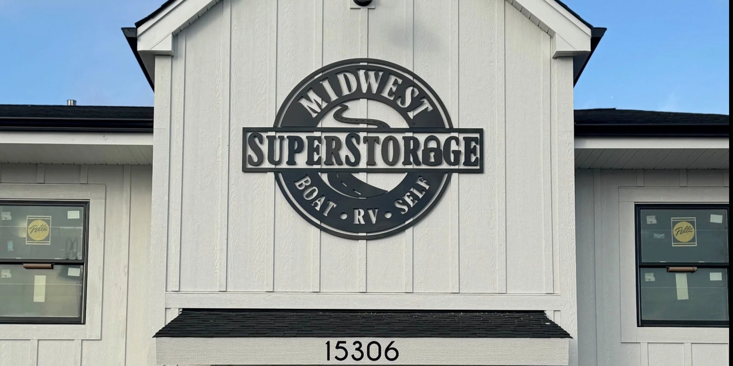 Dimensional Lettering