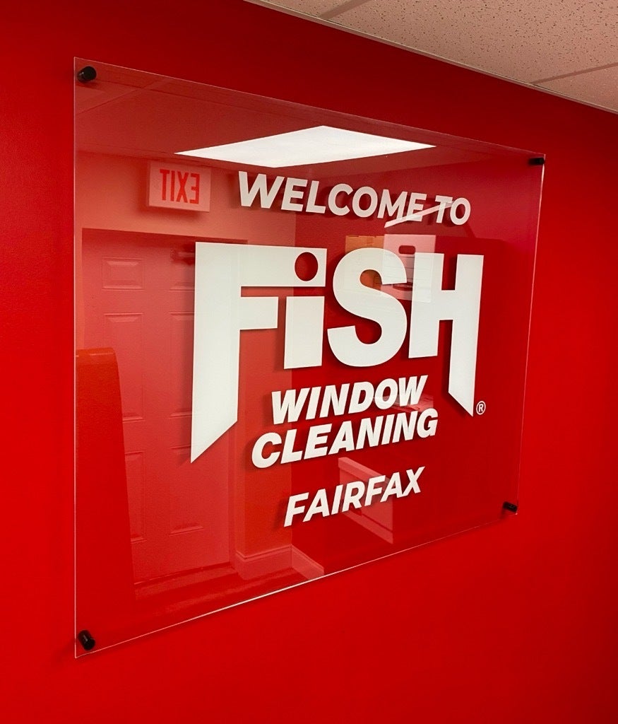 A Clear Welcome: Custom Acrylic Sign for Fish Window Cleaning in Fairfax