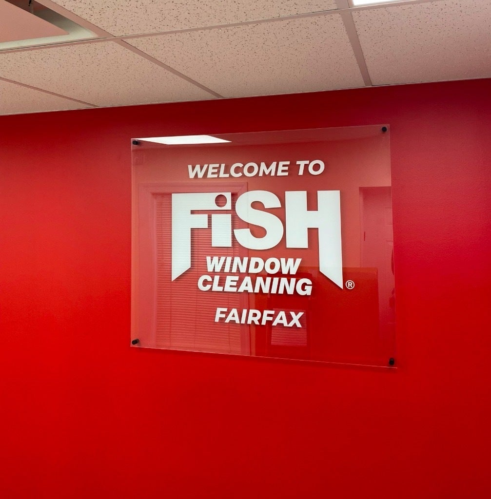 A Clear Welcome: Custom Acrylic Sign for Fish Window Cleaning in Fairfax