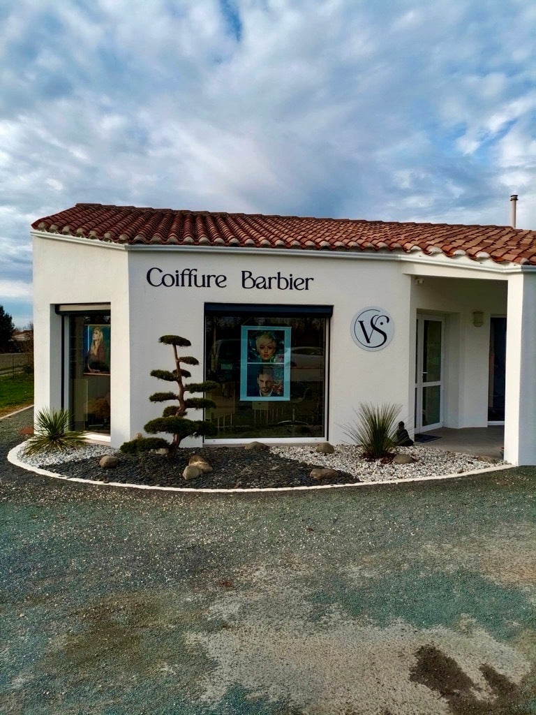 enseigne lettres découpées