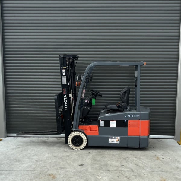 Forklift Clearance Centre - Servicing