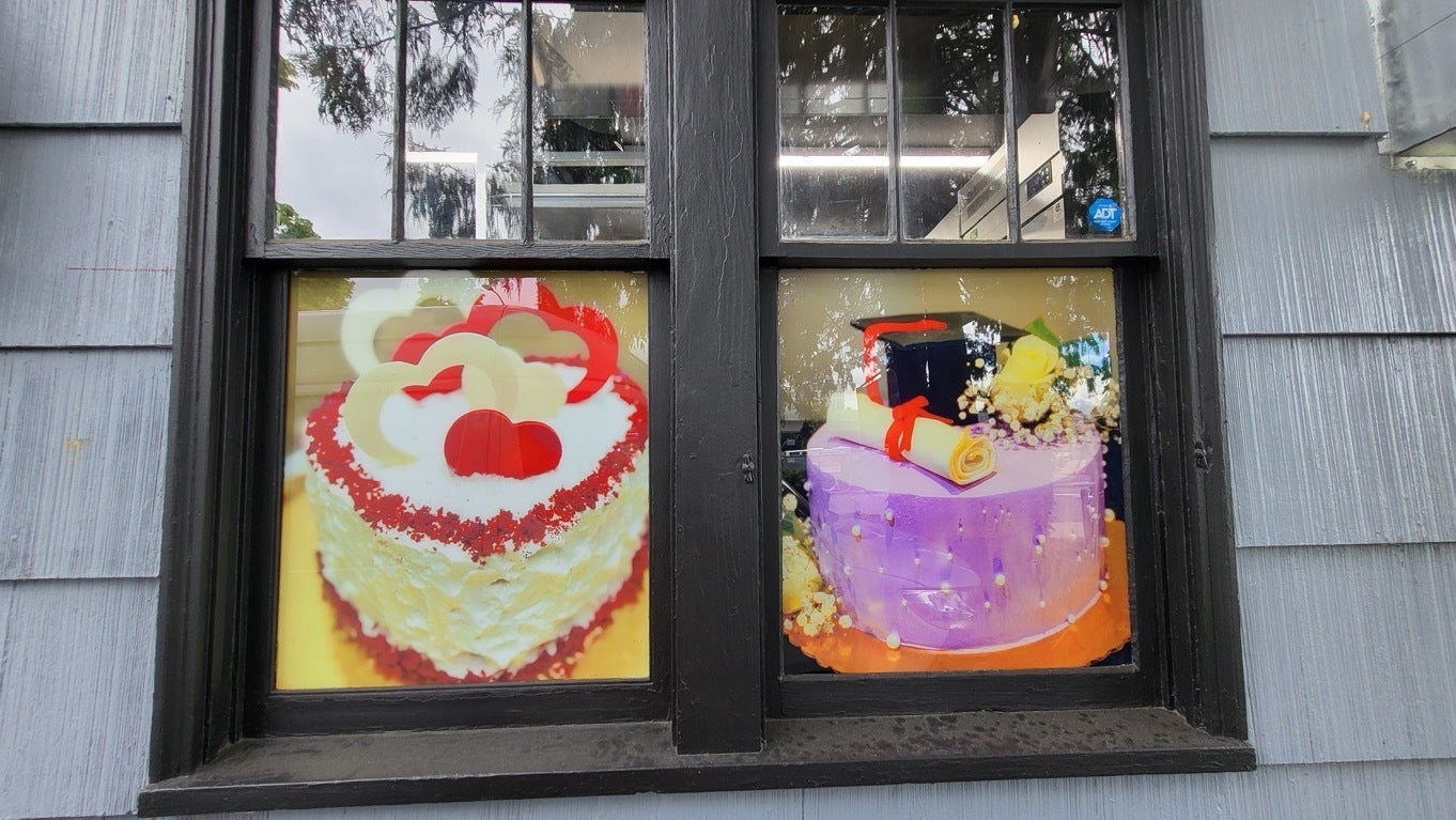 Custom Signs - Window Graphics that Grabs Your Appetite - Chatpata, Redmond, WA