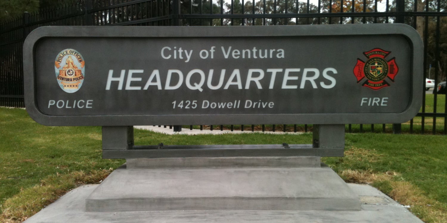 Custom Outdoor Signs for Business