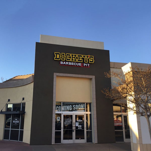 Dickey's Barbecue Pit Introduces Game Day Packs: A Touchdown of Flavor and Convenience Dickey's Barbecue Pit Introduces Game Day Packs: A Touchdown of Flavor and Convenience