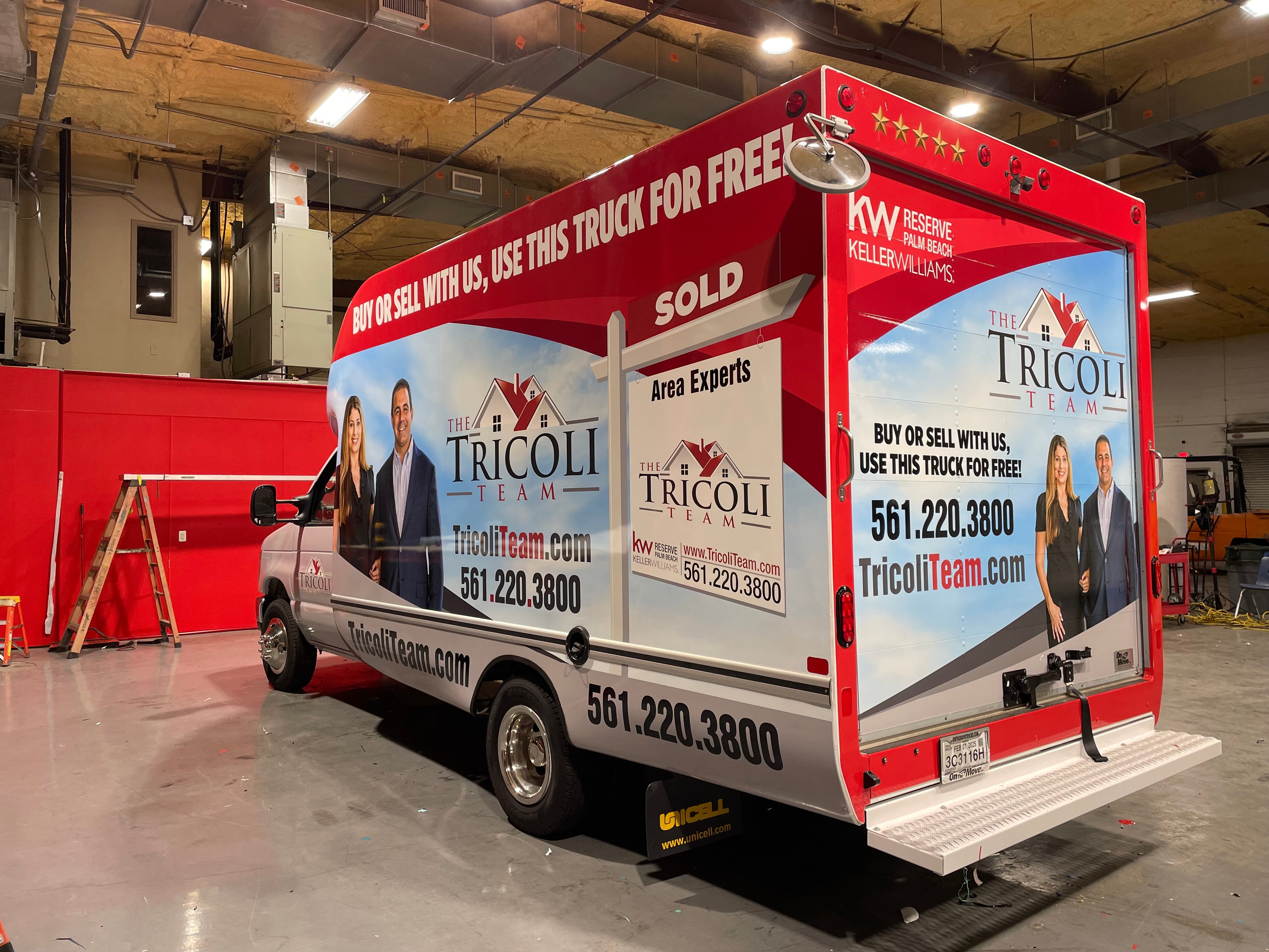 Turn Your Vehicle Into a Moving Billboard With Custom Vehicle Graphics