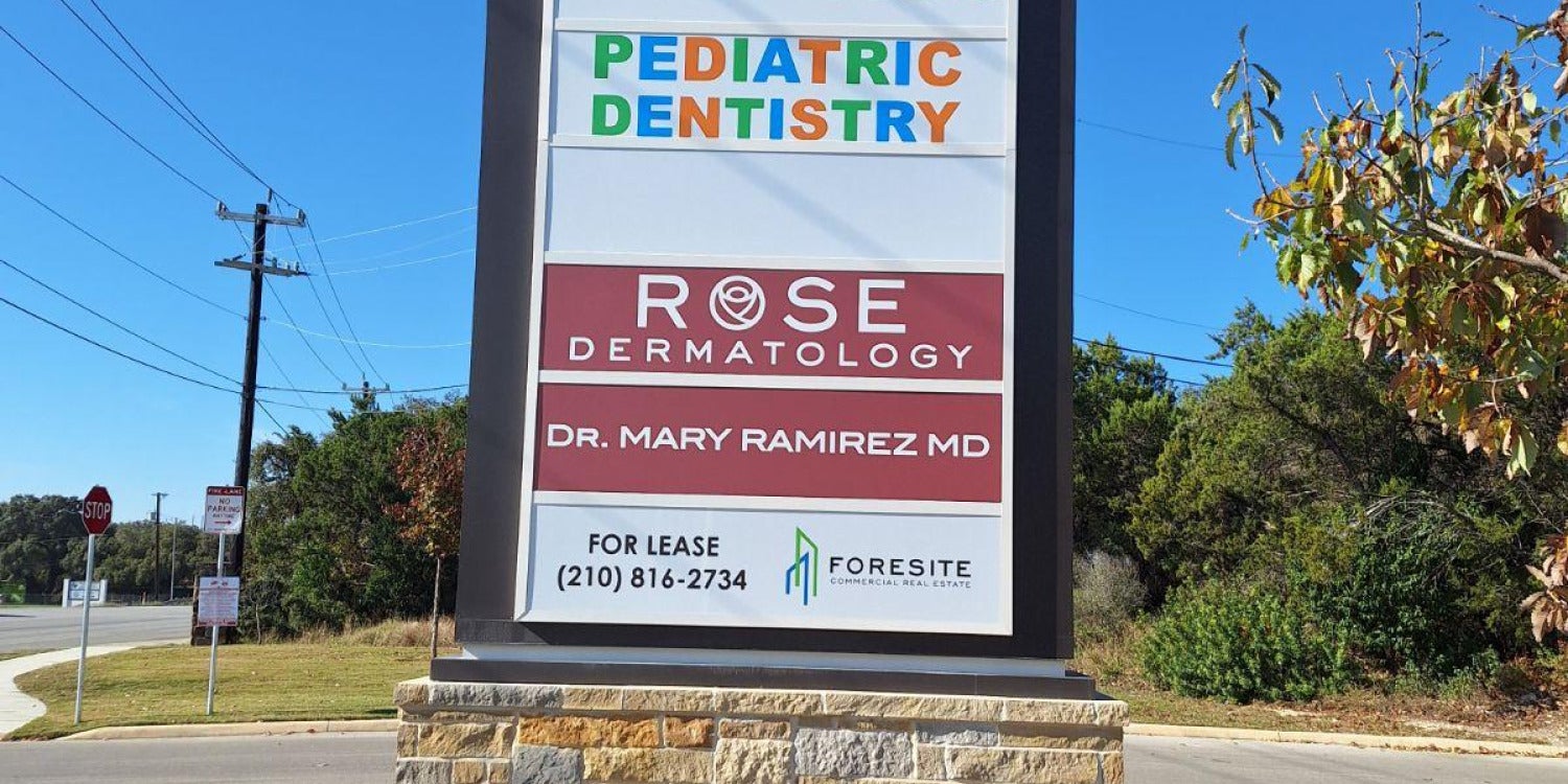 Custom Pylon Signs