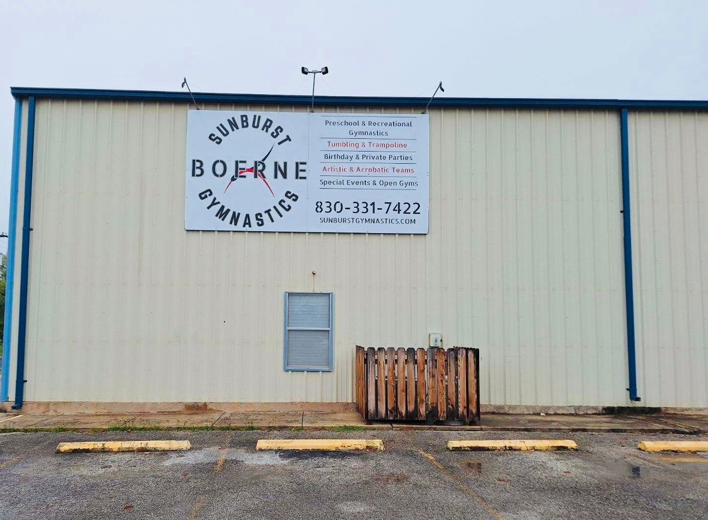 Business & Company Signs