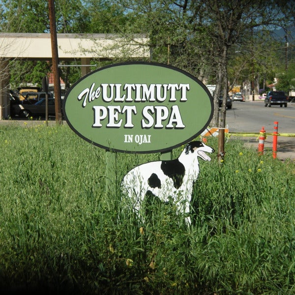 customizable-lawn-sign-ultimutt-pet-spa.jpg