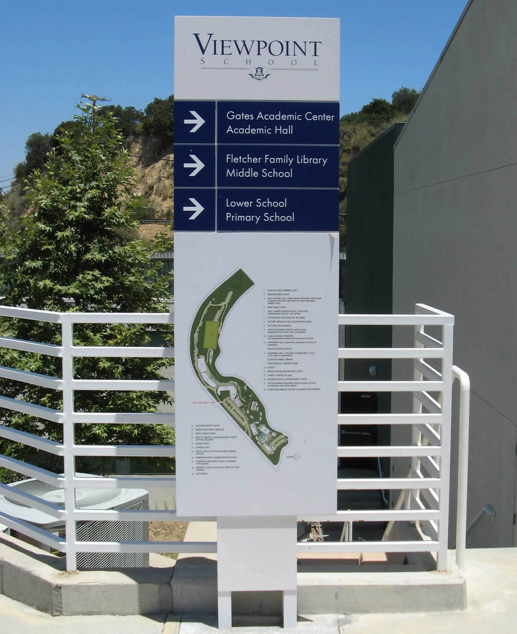 Hospital & Doctors Office Signs