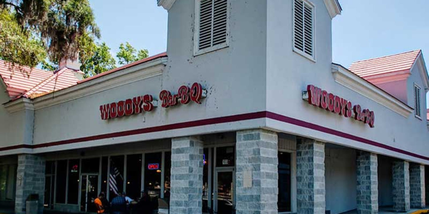 Marissa and Phil Vetter Transform Woody's Bar-B-Q into a Community Haven Marissa and Phil Vetter Transform Woody's Bar-B-Q into a Community Haven