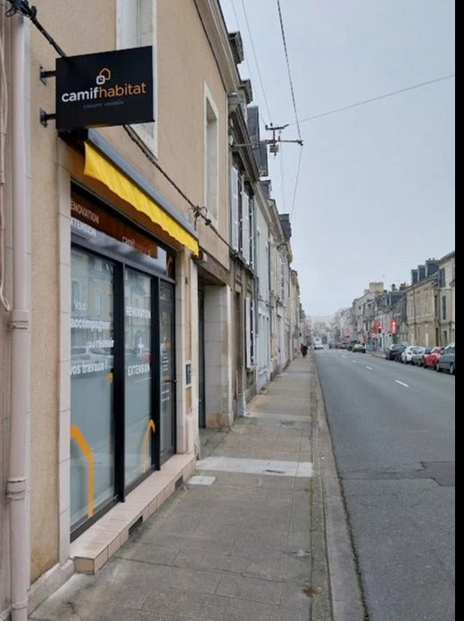 Marquage de Vitrine et Enseigne Drapeau pour Camif Habitat