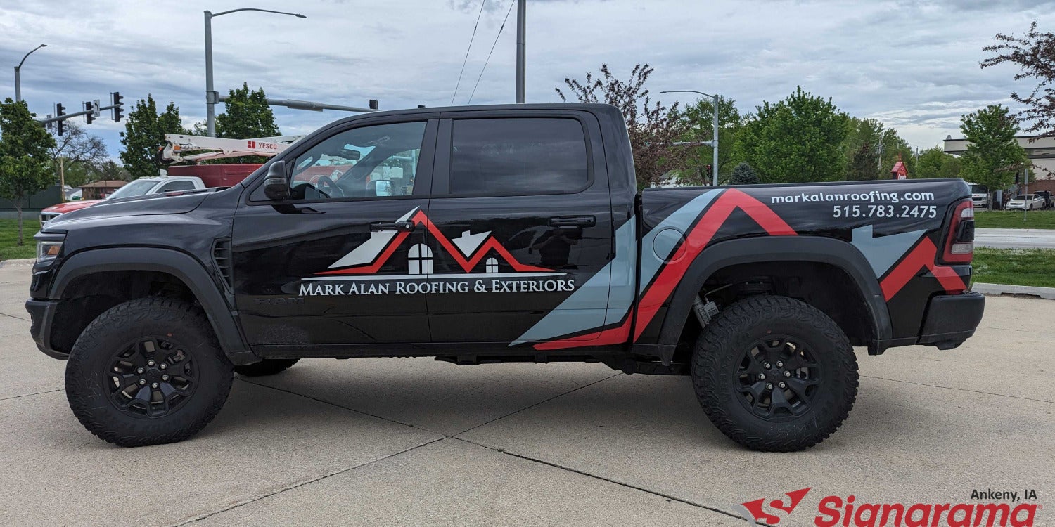 Truck Wraps, Signs & Graphics