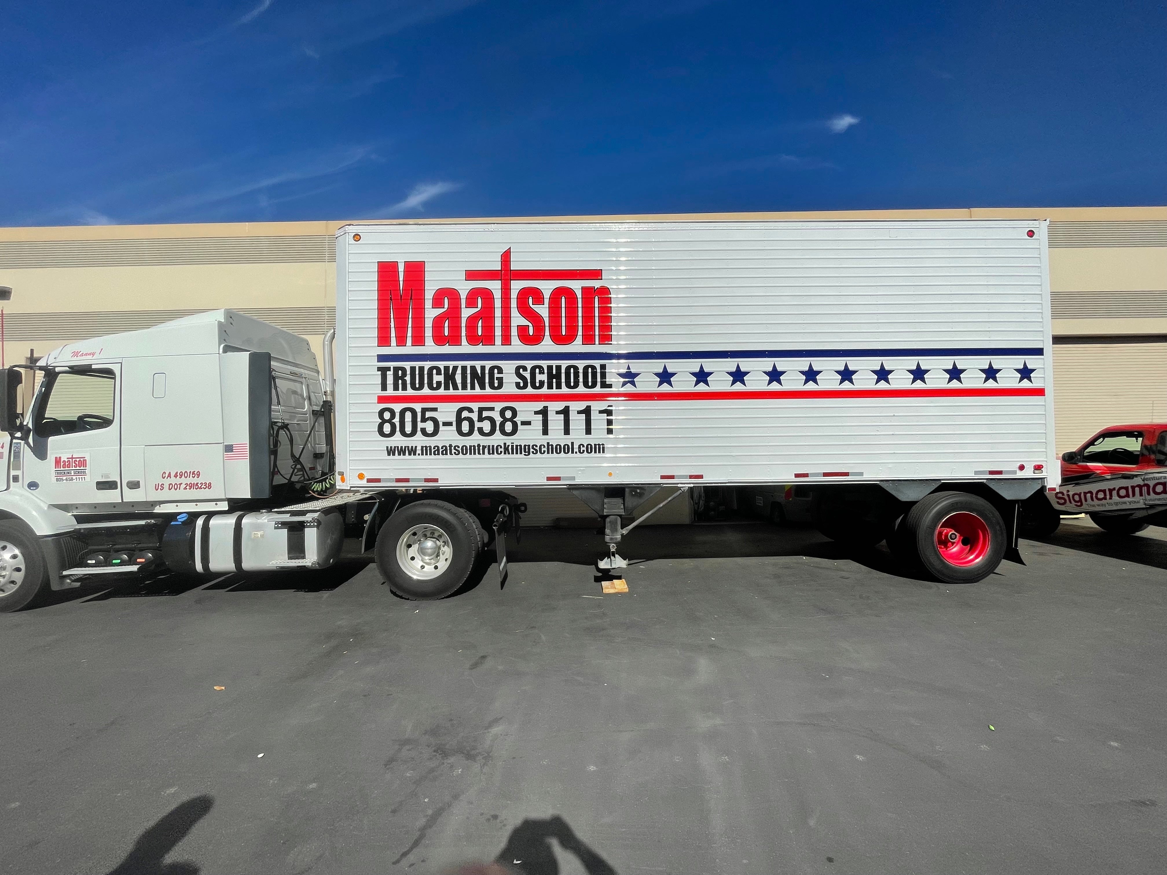 Truck Signs & Signage