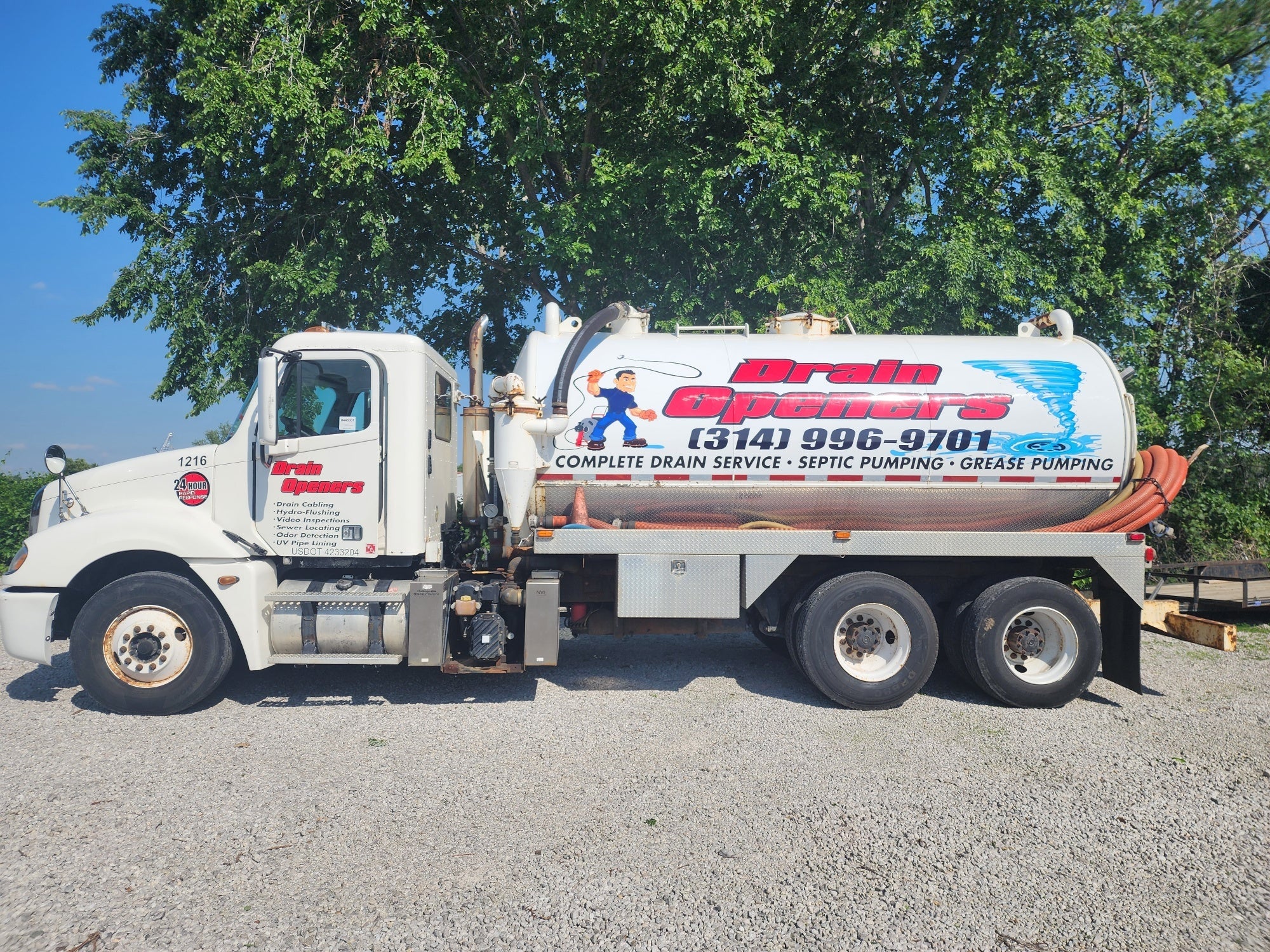 VEHICLE GRAPHICS