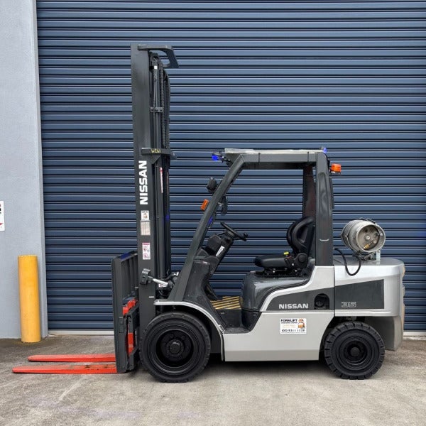 Forklift Clearance Centre - Servicing