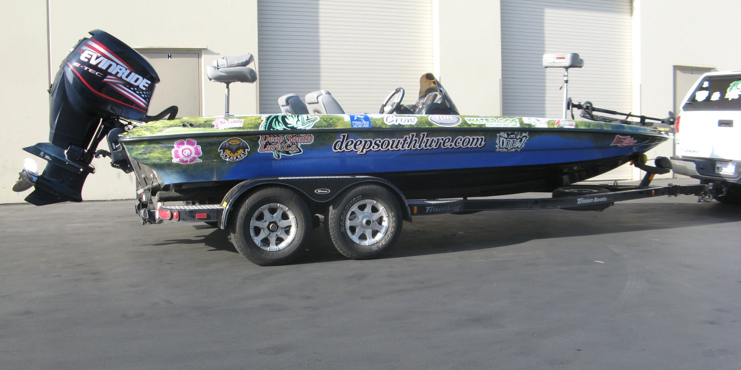 Boat Lettering & Decals