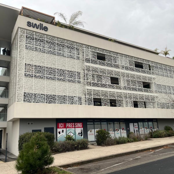 enseigne-montpellier-batiment-oddyseum-by-signarama-34