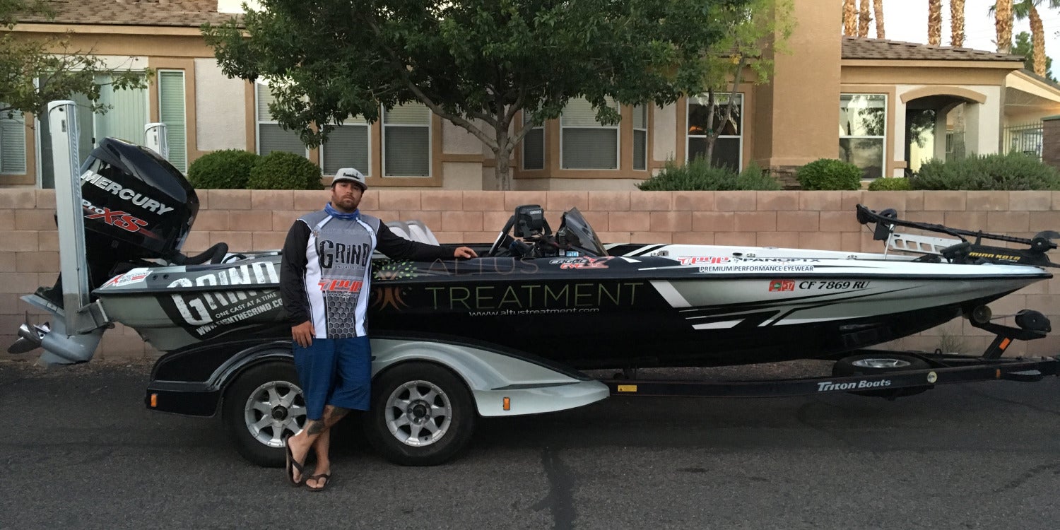 Boat Lettering & Decals