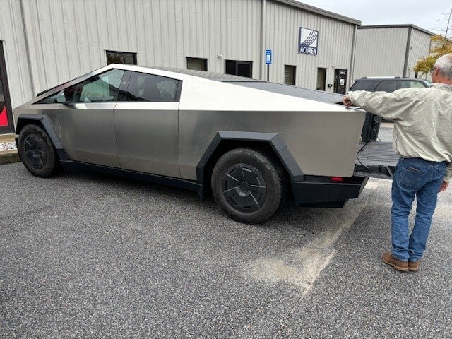 Custom Vehicle Graphics