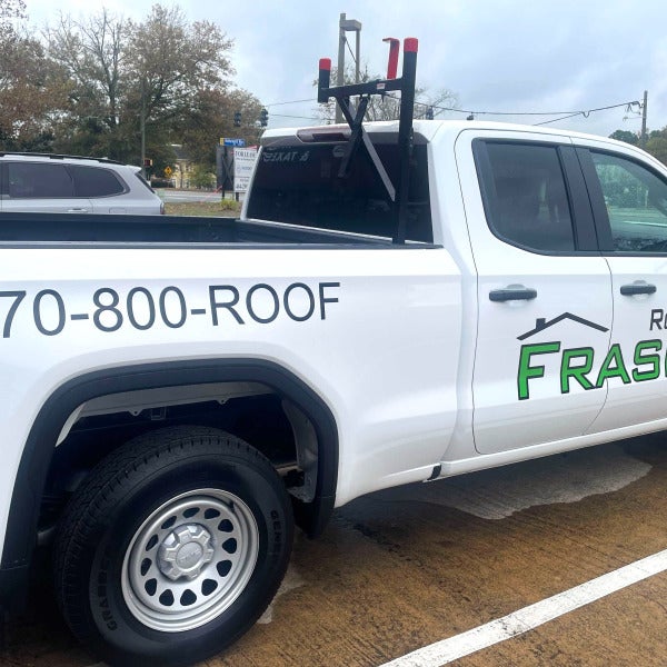 Vehicle Graphics to Highlight Your Business