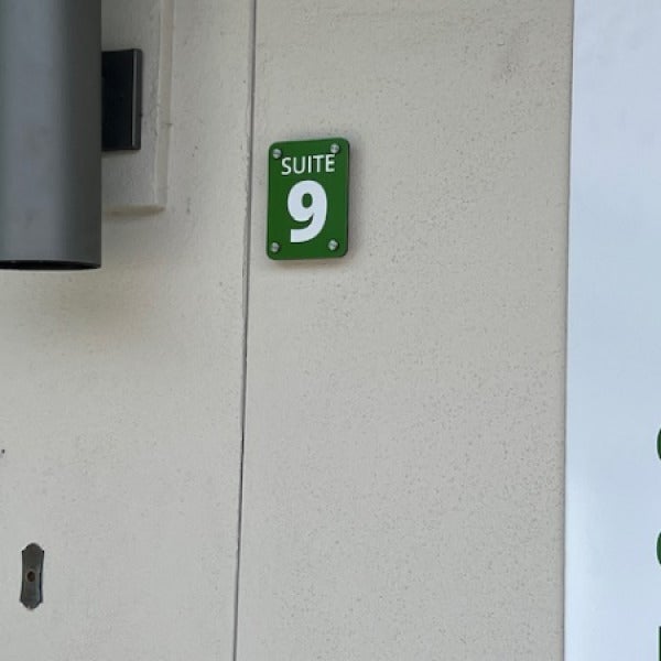 Suite numbers