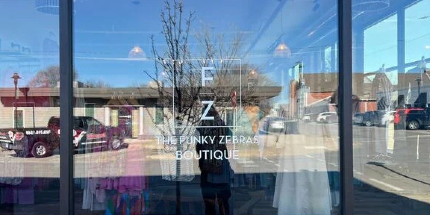 Vinyl Wall Lettering