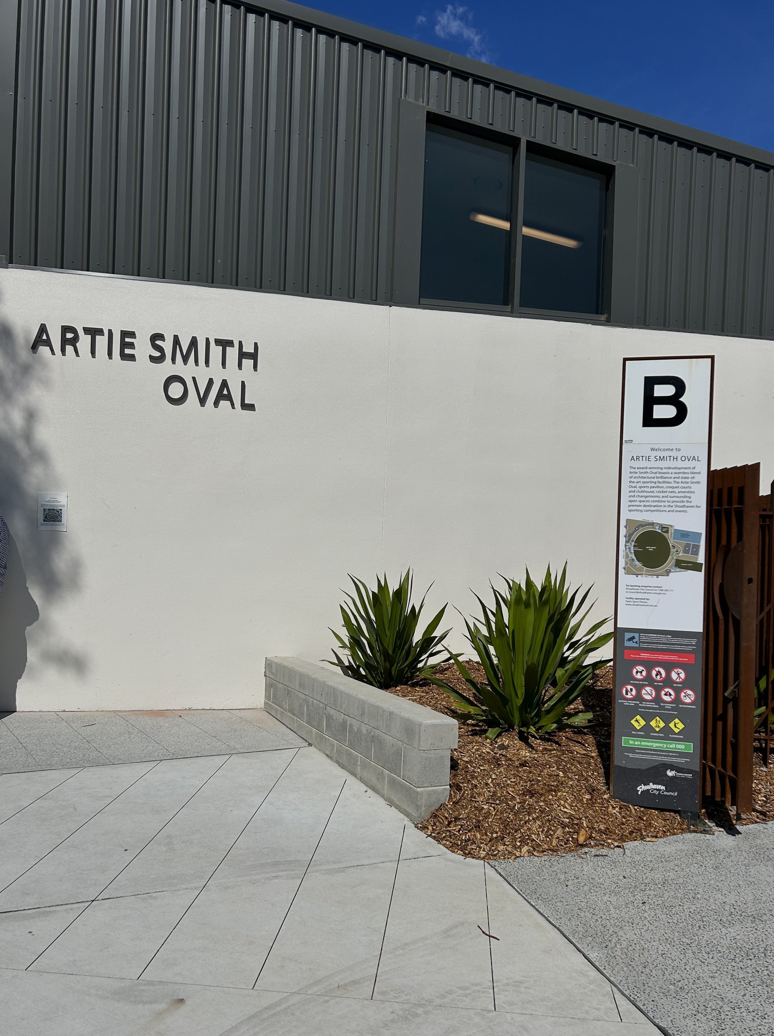 Signs Nowra - Artie Smith Oval