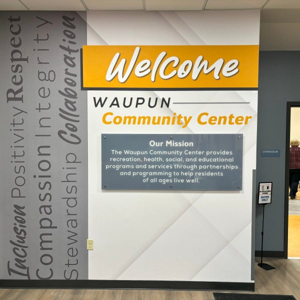 How Interior Signage Shapes the Customer Experience