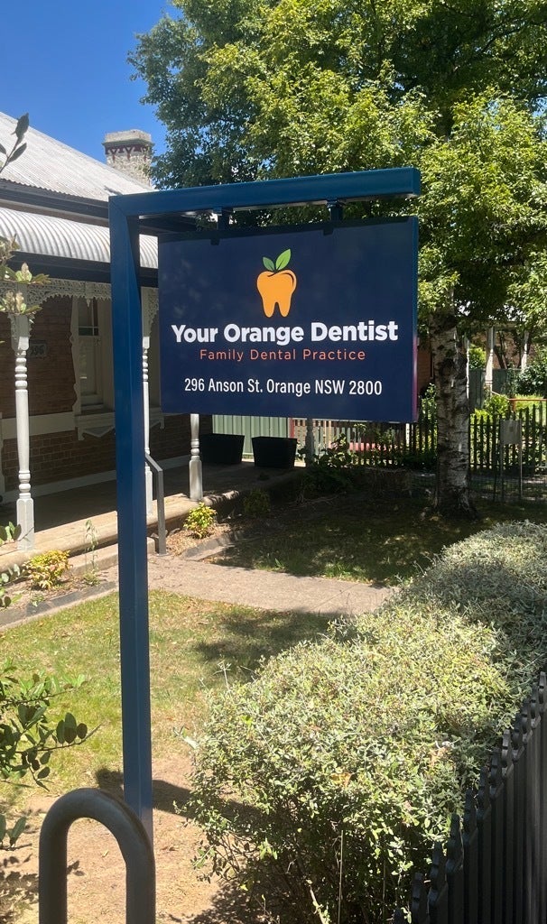 Free standing signs