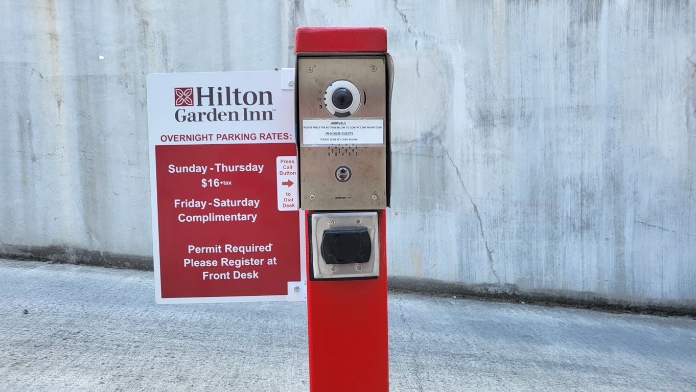 Custom Wayfinding Signs - Signs that Improves Guest Experience - Hilton Garden Inn, Redmond, WA