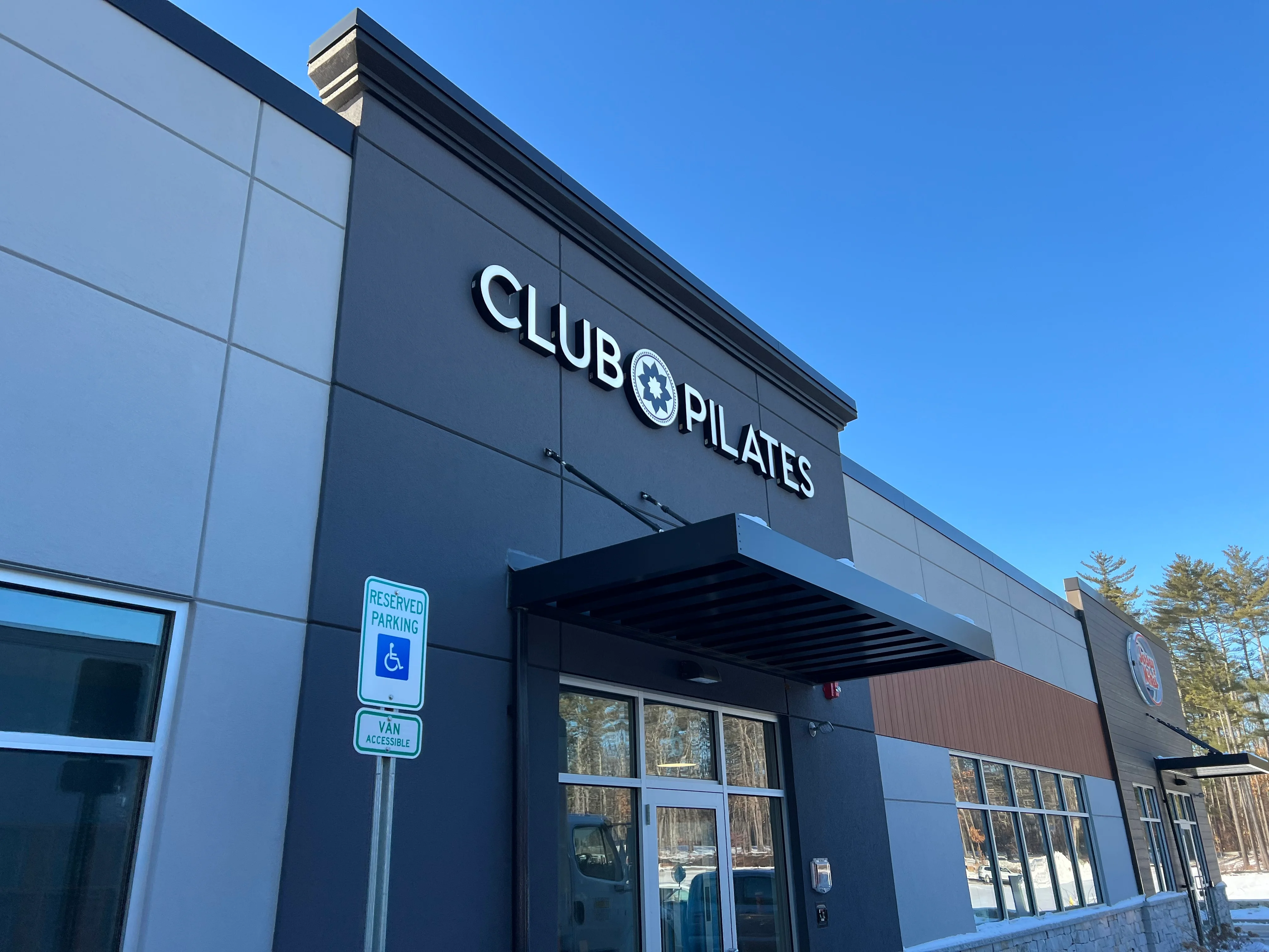 Building & Commercial Signs