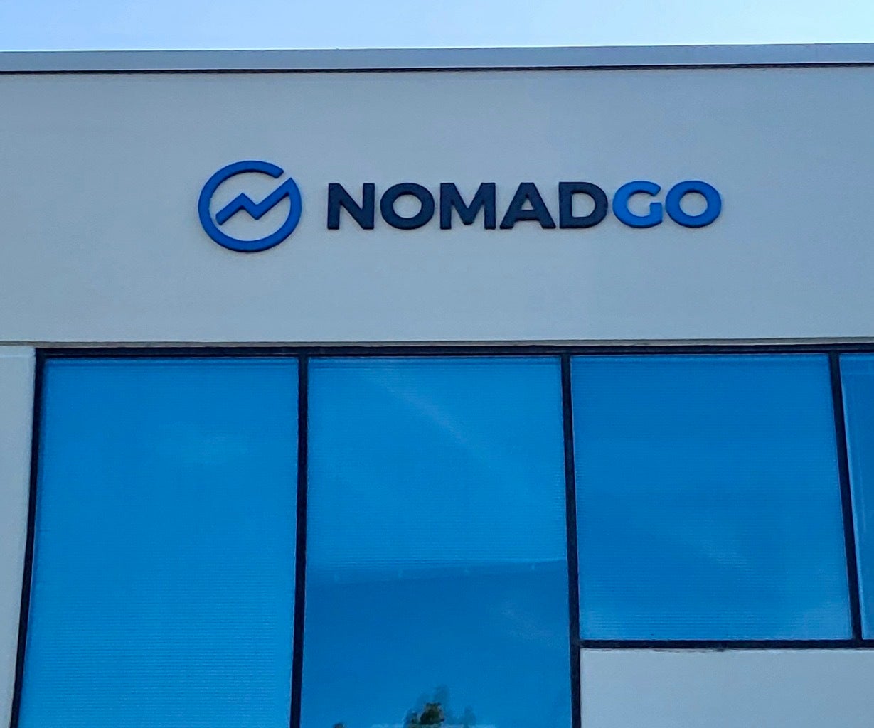 Why Dimensional Signs Are Cooler Than Flat Signs? - Nomad, Redmond, WA