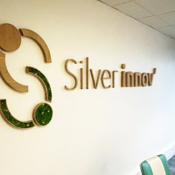 Une nouvelle déco pour la salle de réunion de SILVER INNOV.