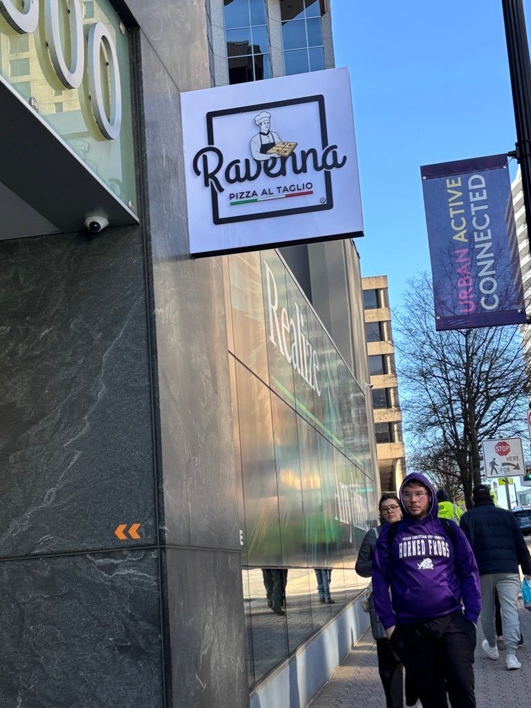 Signarama Tysons Corner Helps Ravena Pizza Shine with New Signage in Arlington