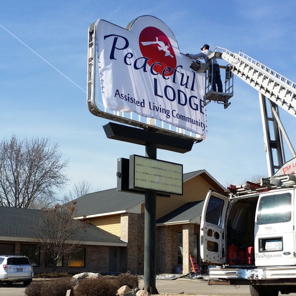 What to Expect During a Professional Sign Installation