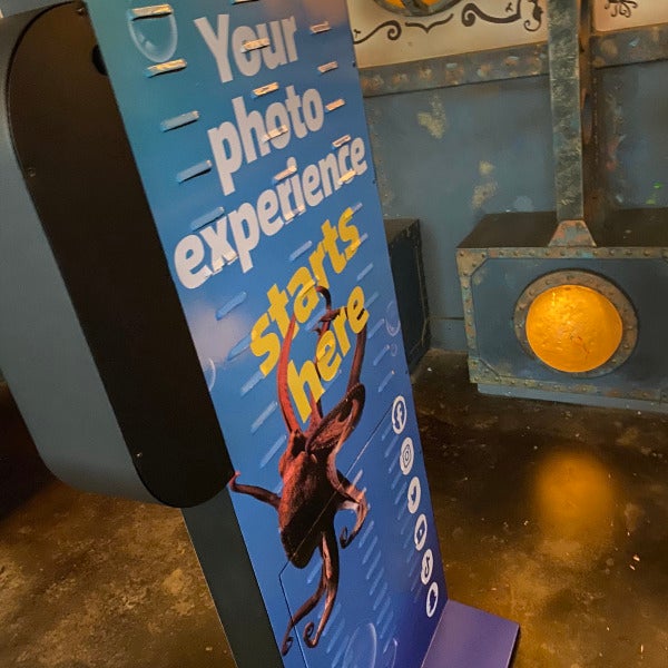 Photo kiosk wrap - Downtown Aquarium, Houston, TX
