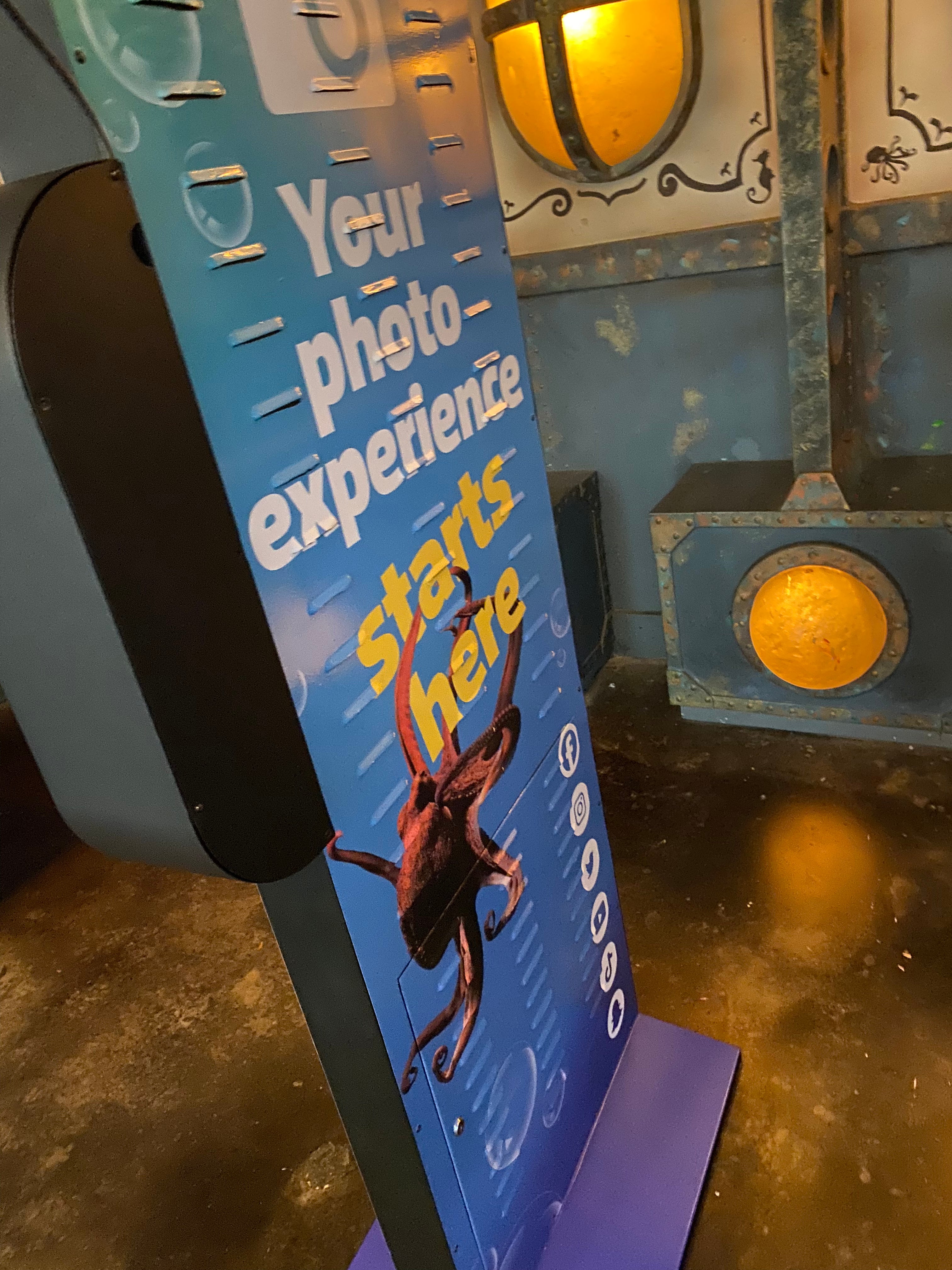 Photo kiosk wrap - Downtown Aquarium, Houston, TX