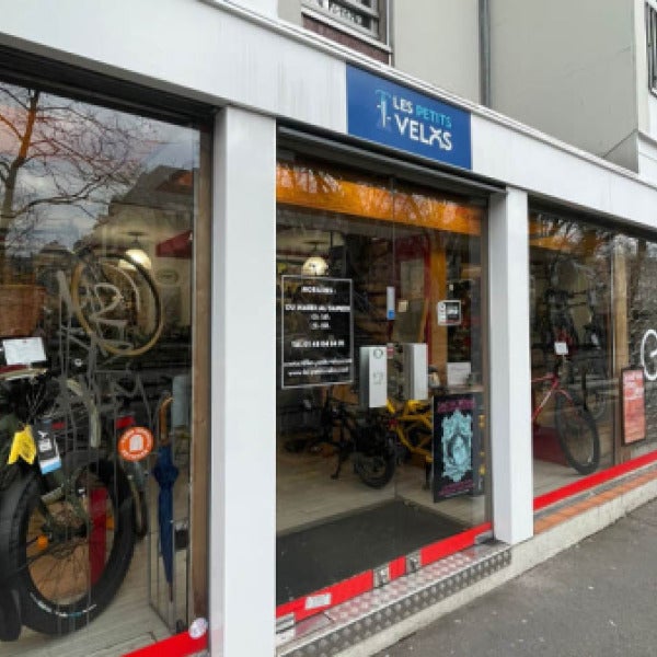 Habillage enseigne et vitrine en impression numérique