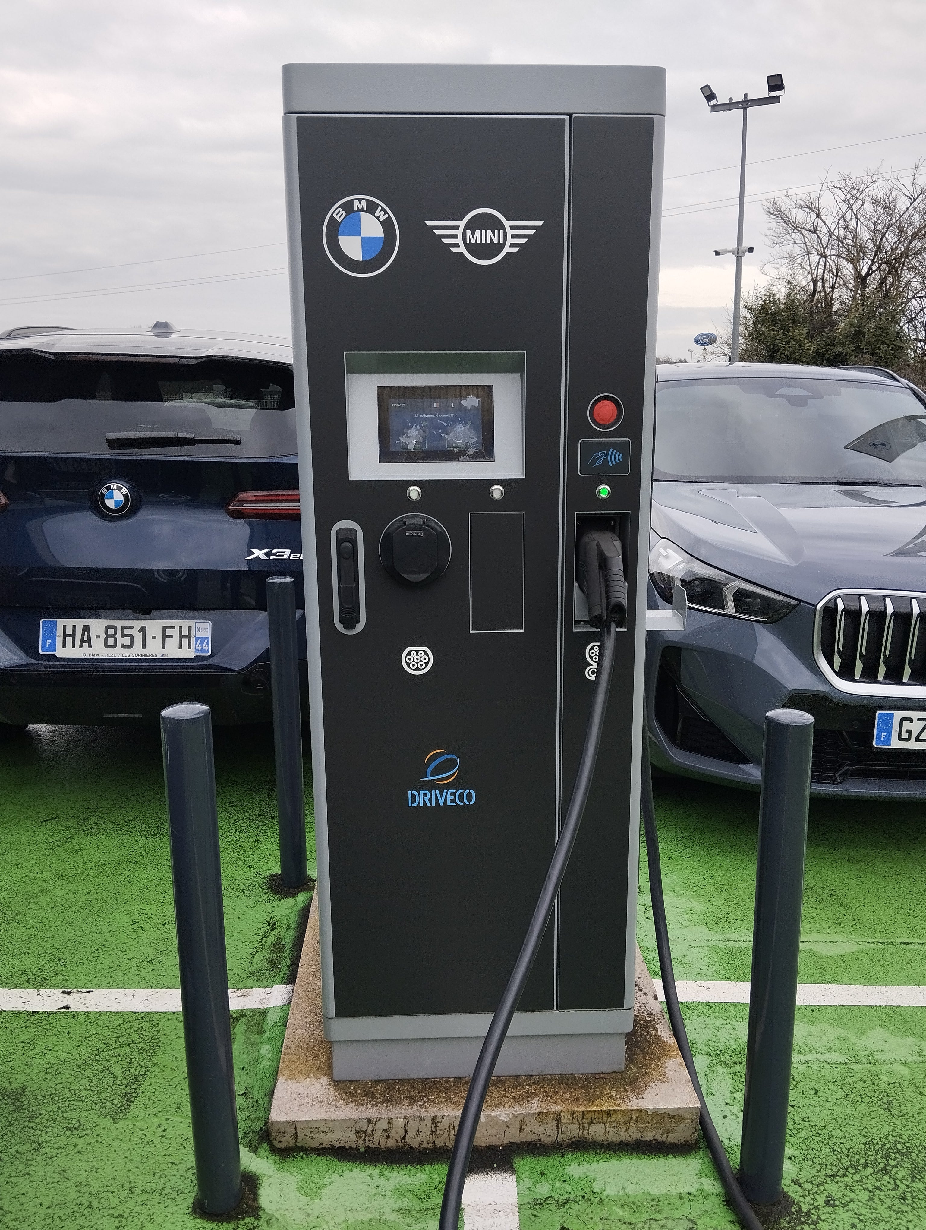 STICKER POUR BORNES DE RECHARGE ELECTRIQUE VOITURE SAINT-AUNES