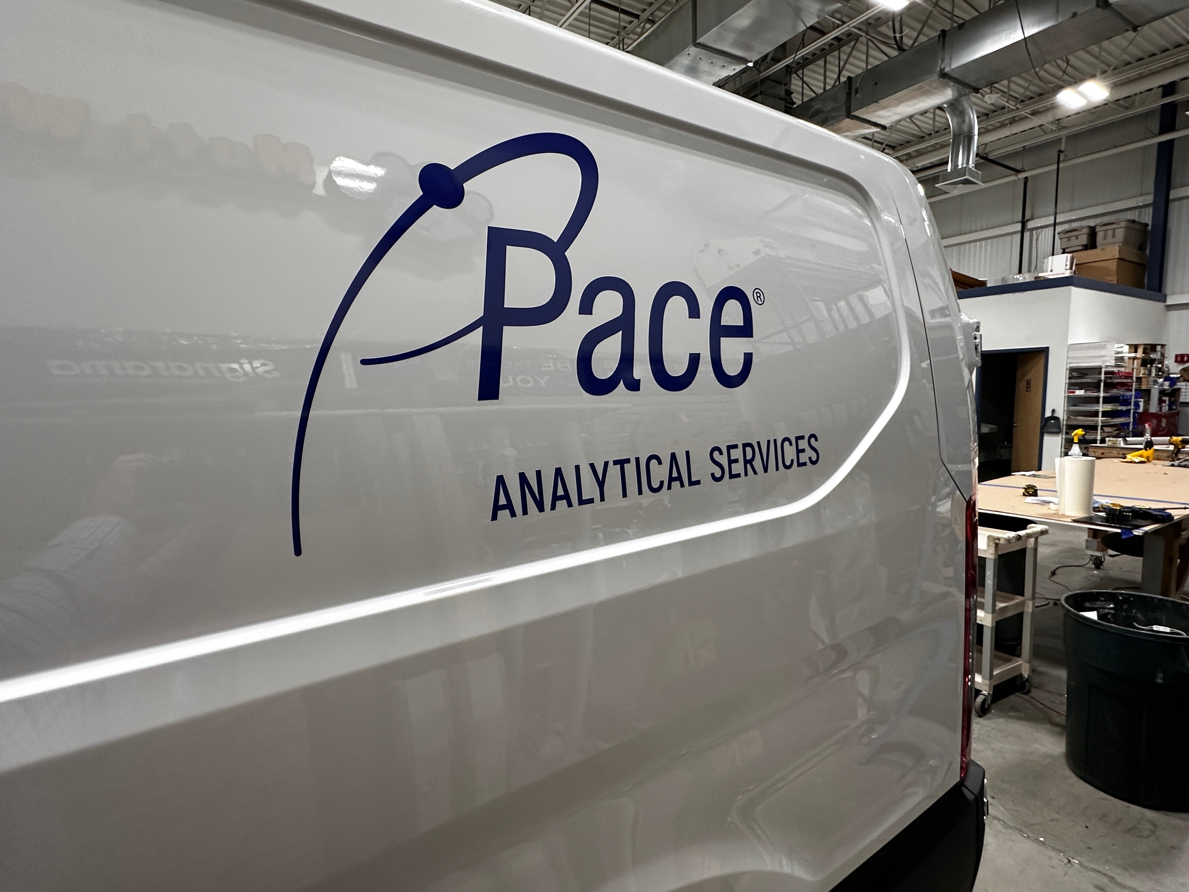 fleet graphics lettering logo vehicle