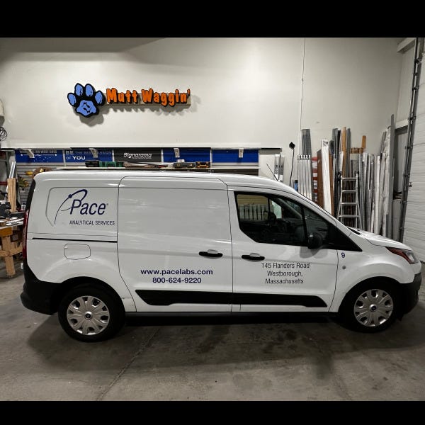 fleet graphics lettering logo vehicle